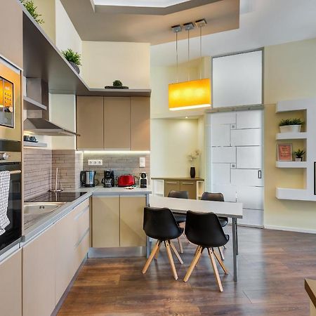 Spacious & Stylish Apartment In Downtown Budapest Exterior foto